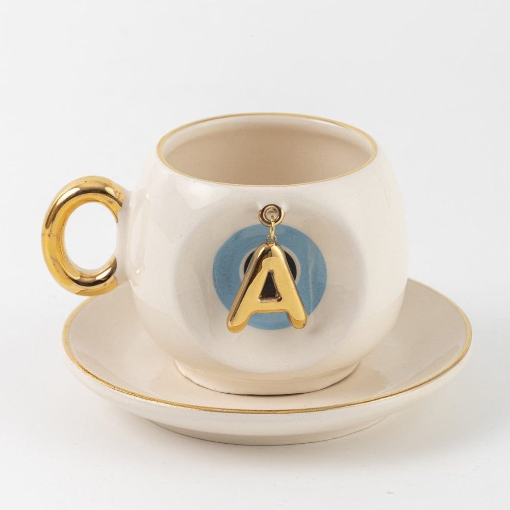 Nazar boncuklu kahve fincanı