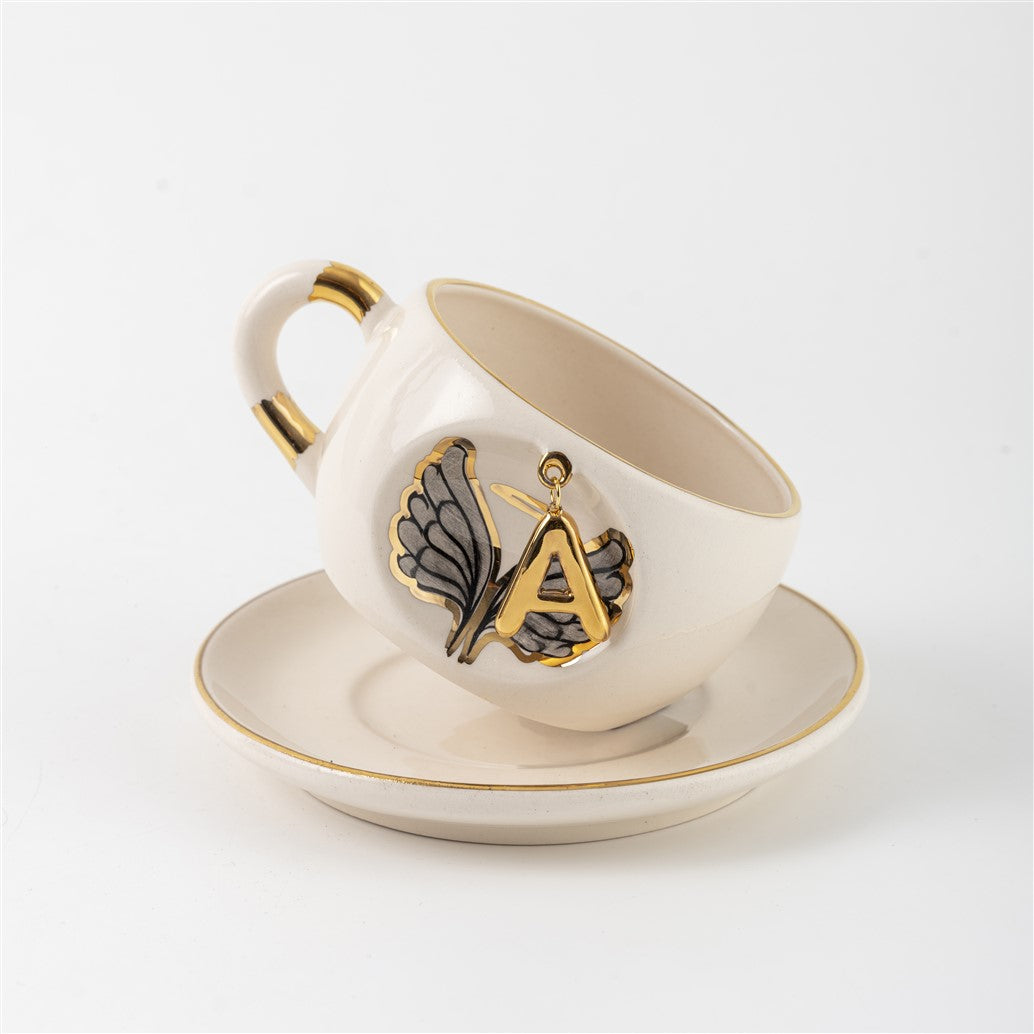 siyah melek kanatlı çay fincanı A harfli