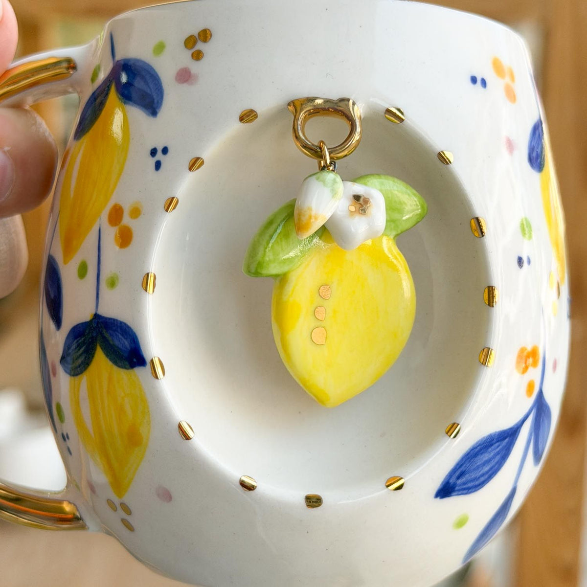 Limon Harfli Porselen Kupa