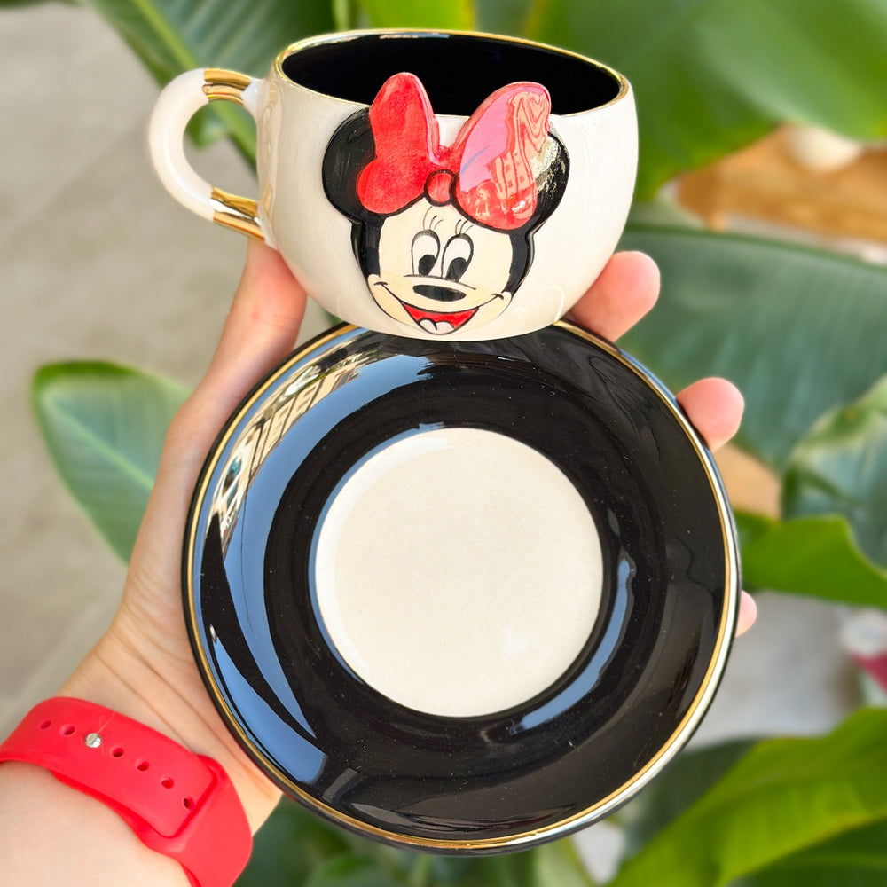 
                      
                        Minnie Mouse Siyah Çay Fincanı
                      
                    