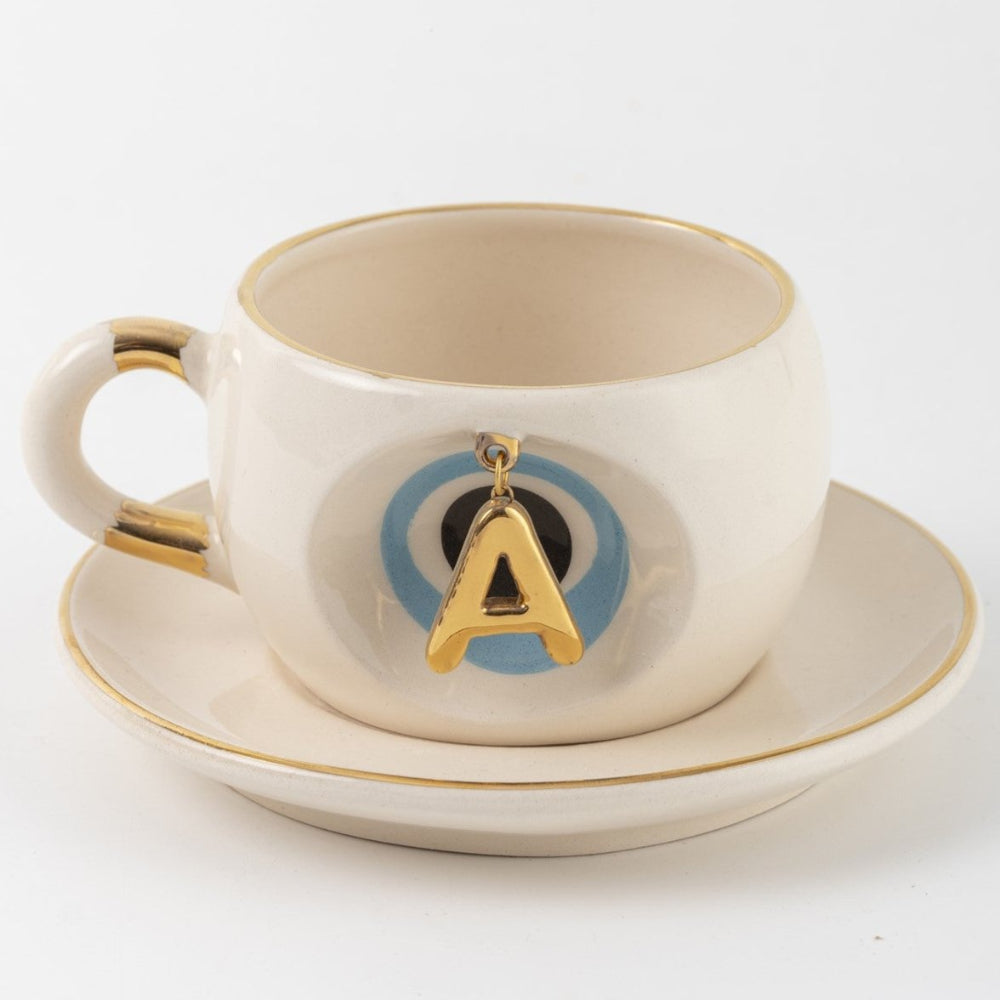 nazar boncuklu çay fincanı